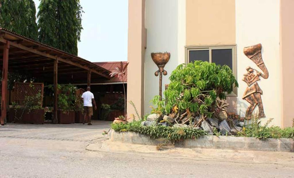 Paloma Hotel North Industrial Area Accra Exteriör bild
